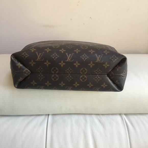 Louis Vuitton Sully Monogram - Picture 13 of 15